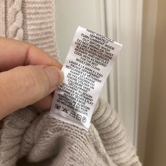 Pink Rose women’s knit sweater vest - Picture 11 of 11